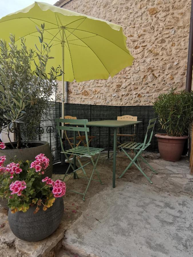 Chez Gilles Math Apartment Saint-Martin-de-Bromes Exterior photo